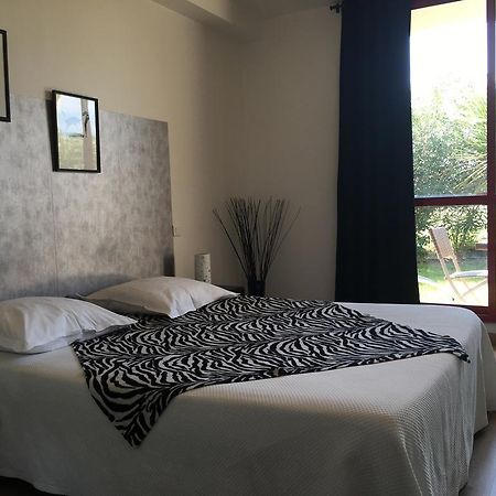 Appart'Hotel Et Chambres Essentiel Spa Arles Exterior photo