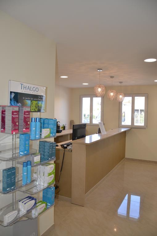 Appart'Hotel Et Chambres Essentiel Spa Arles Exterior photo
