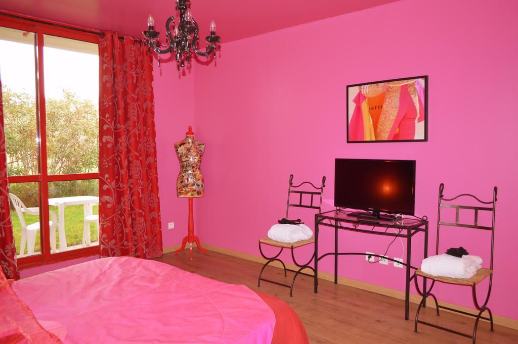 Appart'Hotel Et Chambres Essentiel Spa Arles Exterior photo