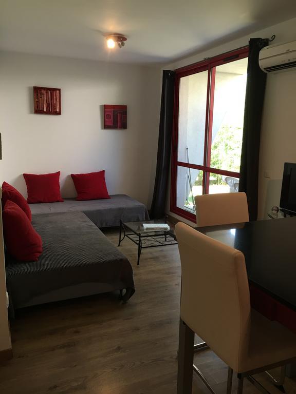 Appart'Hotel Et Chambres Essentiel Spa Arles Exterior photo
