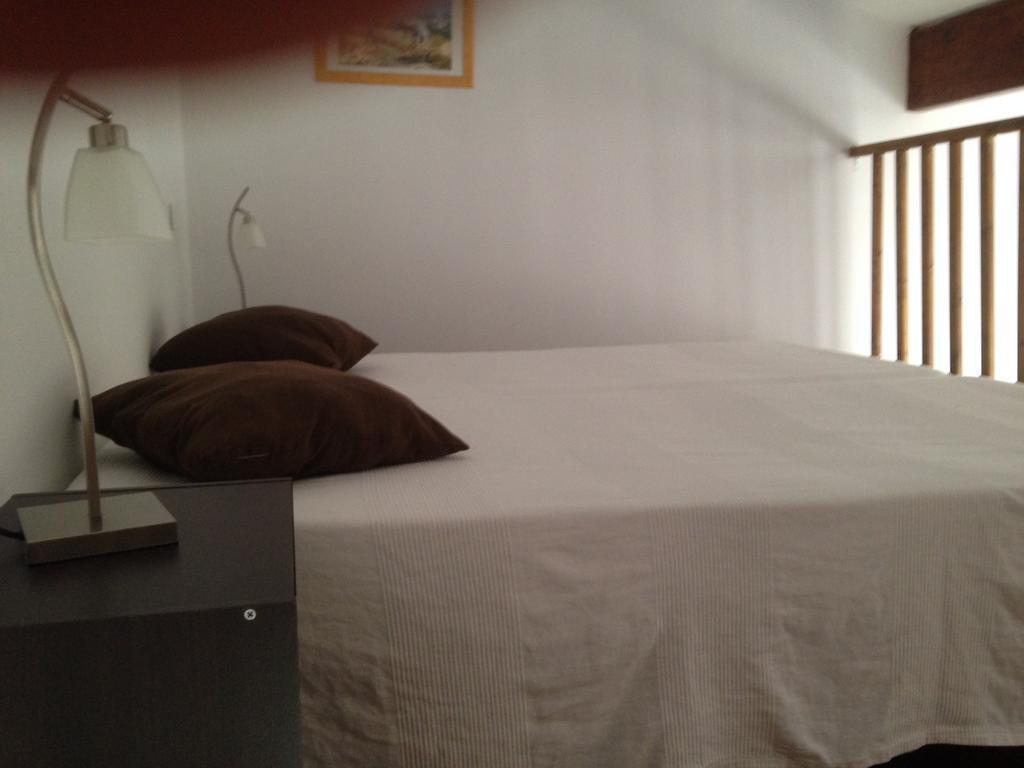 Appart'Hotel Et Chambres Essentiel Spa Arles Exterior photo