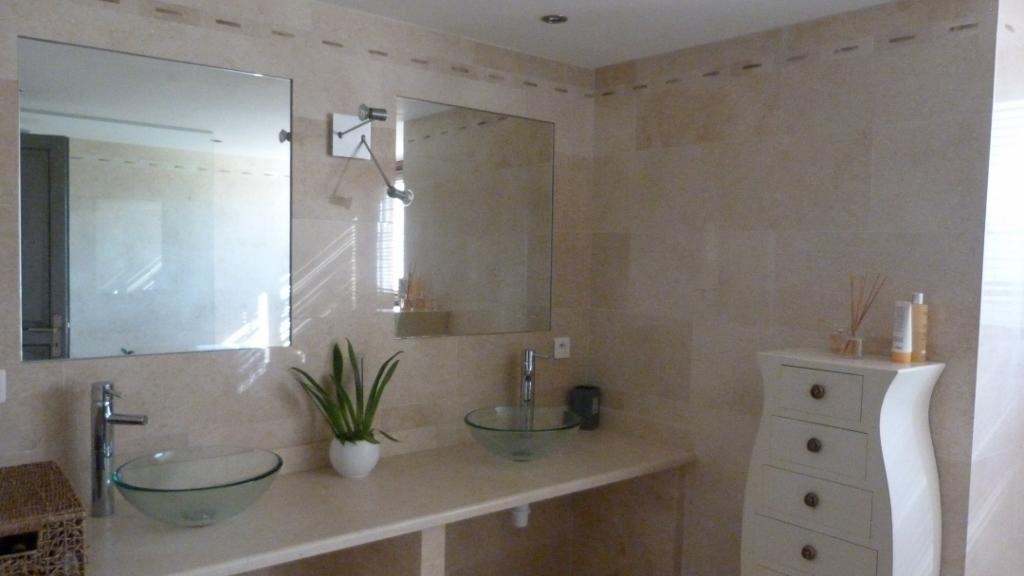 Appart'Hotel Et Chambres Essentiel Spa Arles Room photo