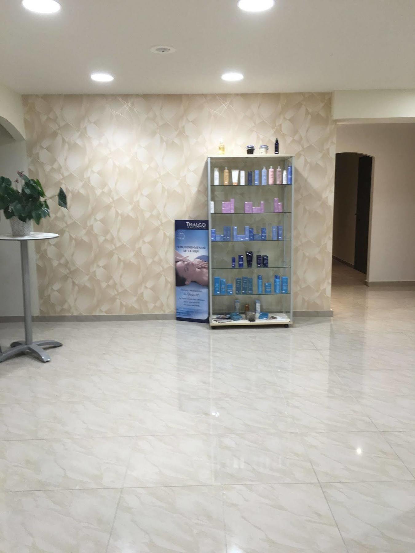 Appart'Hotel Et Chambres Essentiel Spa Arles Exterior photo